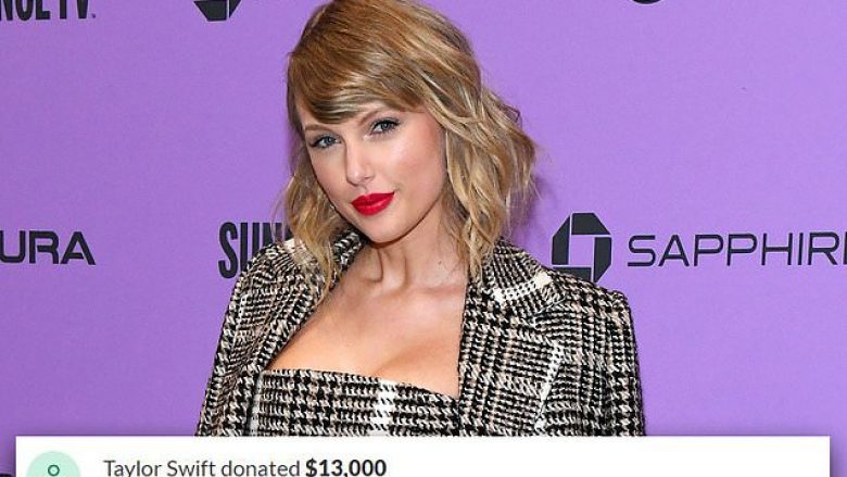 Taylor Swift hap zemrën dhe ndihmon me 13 mijë dollarë dy nëna nevojtare, pasi lexoi për to në gazetë