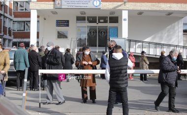 Vazhdon vaksinimi kundër gripit sezonal në QKMF-Prishtinë, deri tani janë dhënë 1,500 vaksina