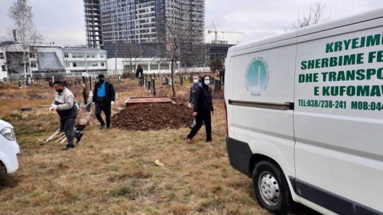 Një e moshuar serbe vdes në Prishtinë, Komuna dhe Bashkësia Islame organizuan ceremoninë e varrimit
