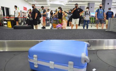 Masat e ashpra anti-COVID në Australi, për mos mbajtje të maskës në aeroporte – qytetarët mund të dënohen me 50 mijë dollarë