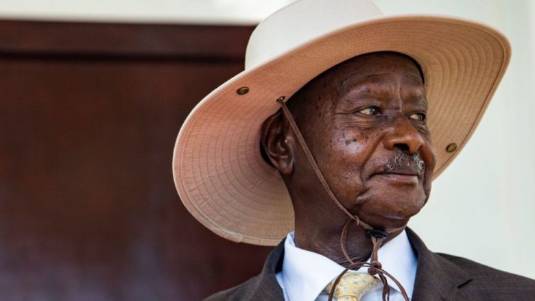 Si ka arritur të qëndrojë në pushtet për 35 vjet: Ish-rebeli kërkon edhe një mandat, beson se është “baba” i kombit ugandas