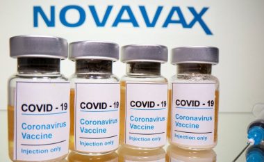 Vaksina e Novavax funksionon mirë – përveç në variantin e parë të gjetur në Afrikën e Jugut