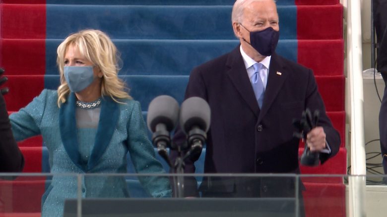 Joe Biden me mesazh falënderues për bashkëshorten e tij, pas mbërritjes në Capitol