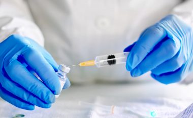 A mund të përzihen dozat e vaksinave për COVID-19?