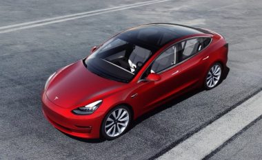 Tesla Model 3 më popullor se Golf