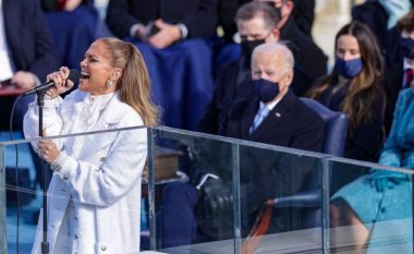 Jennifer Lopez merr vlerësime të larta për interpretimin e “This Land Is Your Land” në inaugurimin e Joe Biden