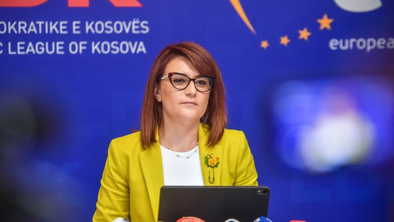 LDK: Vjosa Osmani kërcënoi KQZ-në, për favorizim të një grupi politik