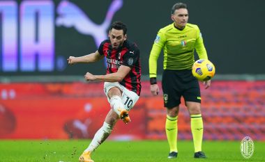 Mediat sportive në Itali e vlerësojnë të dobët gjykimin e Irratit në ndeshjen Milan-Juventus, tregojnë tri gabimet e mëdha të tij