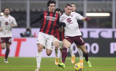 Milani mposht Torinon pas penalltive, kalon në çerekfinale të Kupës së Italisë