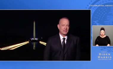 Tom Hanks bëri hapjen e “Celebrating America” me një deklaratë të fuqishme për ‘rrugëtimin e ri’ pas inaugurimit të Biden