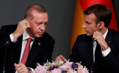 Macron i dërgon letër Erdoganit, Çavuşoğlu tregon se çfarë pritet të ndodhë më pas