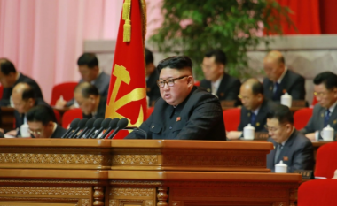 Kim Jong-un zotohet të zgjerojë arsenalin bërthamor, thotë se SHBA mbetet ‘armiku më i madh’ i Koresë së Veriut