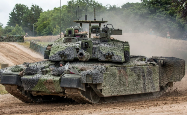 Teknologjia e re i bën tanket 80% më të vështira për t’u dalluar