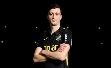Zyrtare: Jetmir Haliti nënshkruan për AIK