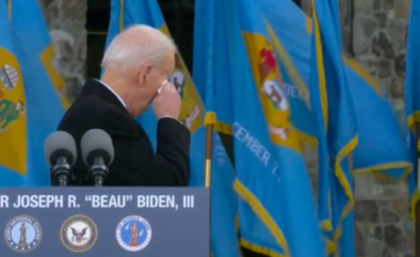 Joe Biden përlotet teksa flet për djalin e tij të ndjerë – Beau Biden kishte punuar edhe në Kosovë