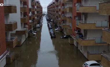 Përmbytet Fushë Kosova, pamje nga droni