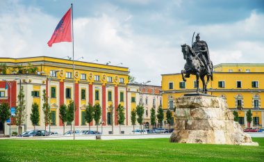 The Times artikull për Tiranën: Dikur i harruar, sot qyteti ballkanik më i vizituar i Evropës!