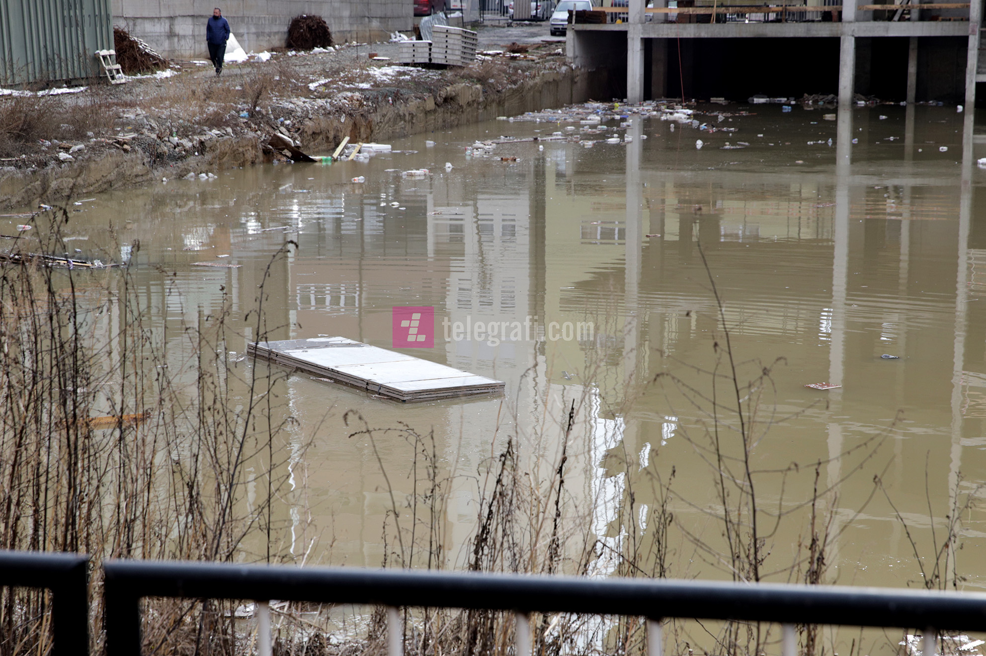 KRU ‘Prishtina’ paralajmëron reduktime të ujit të pijshëm, shkak reshjet atmosferike