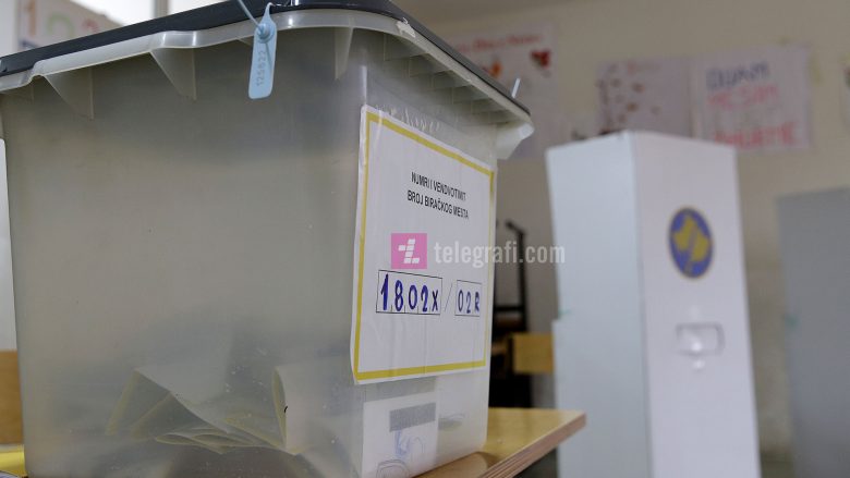 Arrijnë në Kosovë fletëvotimet për zgjedhjet e 14 shkurtit, nesër bëhet shpërndarja e tyre