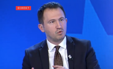 Albert Krasniqi: Do të ishte mirë që partitë t’i japin edhe emrat e ministrave para zgjedhjeve
