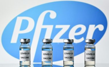 Reuters: Pfizer do të furnizojë me vaksina programin COVAX të OBSH-së