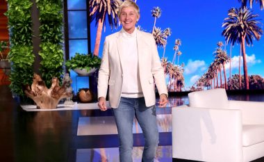 Ellen DeGeneres rikthehet në “The Ellen Show”, rrëfen përvojën me COVID-19