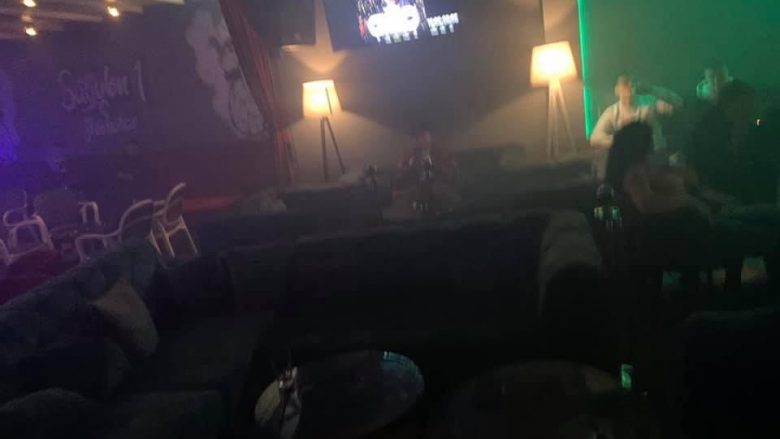 Nuk respektuan orarin e punës, inspekcioni mbyll një lokal të “shisha bar” në Mitrovicë