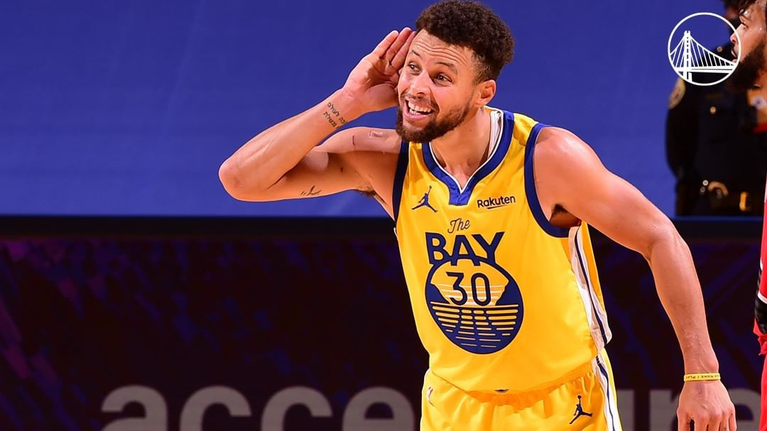 Curry shënon 62 pikë në triumfin e Golden State, LeBron udhëheq Lakersat