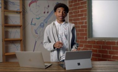 Microsoft tallet me Apple në reklama