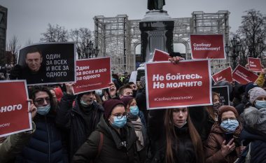 Kremlini disa muaj para zgjedhjeve parlamentare kërkon ta shpall të paligjshme lëvizjen e opozitarit Alexei Navalny