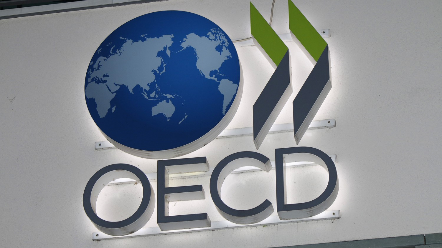 Papunësia në vendet e OECD-së shënon ulje të lehtë gjatë muajit mars