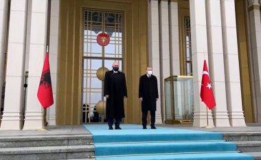 Edi Rama vizitë zyrtare në Turqi: Hapim një kapitull të ri bashkëpunimi