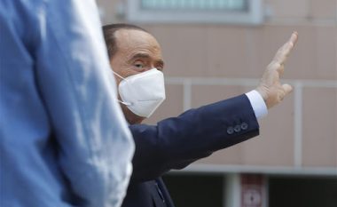 Berlusconi hospitalizohet në Monaco