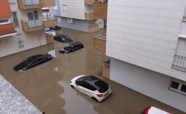 Vërshimet në Fushë Kosovë dëmtuan ekonomitë familjare me vlerë prej 500 mijë eurove