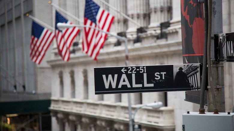 Bursa e Wall Street mbyllet me rënie të ndjeshme