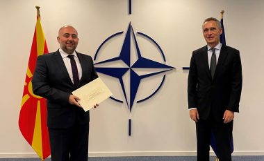 Ambasadori Taleski i dorëzoi letrat kredenciale te Sekretari i Përgjithshëm i NATO-s, Stoltenberg