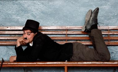 Charlie Chaplini i Pakistanit, 32 vjeçari që sjell të qeshura në mes të pandemisë
