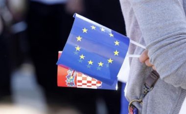 Kroacia pret 800 milionë euro për rikuperim deri në fund të verës