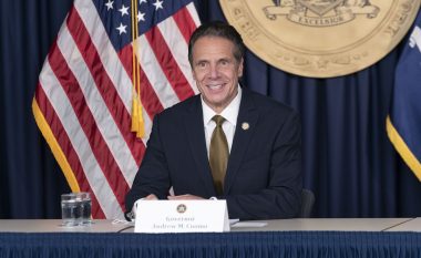 “Molla e madhe” po hapet, guvernatori i Nju Jorkut paralajmëron zbutjen e masave anti-COVID