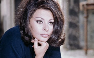 Sofia Loren ka recetën e provuar për eliminimin e gropave të syve: Lirë dhe lehtë!