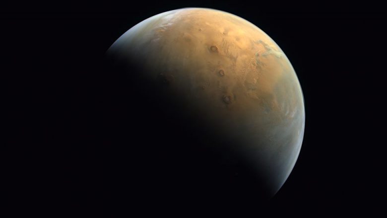 Misioni arab sjell imazhin e parë të Marsit