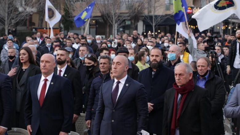 Pas tubimit të AAK-së në Pejë, Ali Berisha falënderon qytetarët për pritjen që i bënë Haradinajt