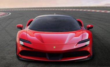 Ferrari SF90 Stradale – makina më e shpejtë në botë me tre motorë