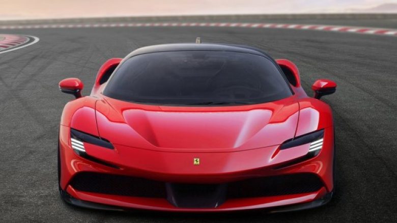 Ferrari SF90 Stradale – makina më e shpejtë në botë me tre motorë