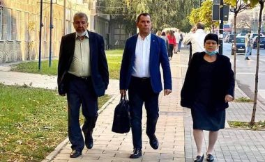 Familja e Astrit Deharit dorëzon kallëzim penal ndaj ish-prokurorit Sylë Hoxha