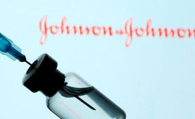 Johnson & Johnson mbyll përkohësisht fabrikën e vetme për prodhimin e vaksinës kundër COVID-19