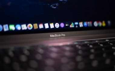 Apple do të zëvendësojë bateritë e MacBook Pro 2016 dhe 2017