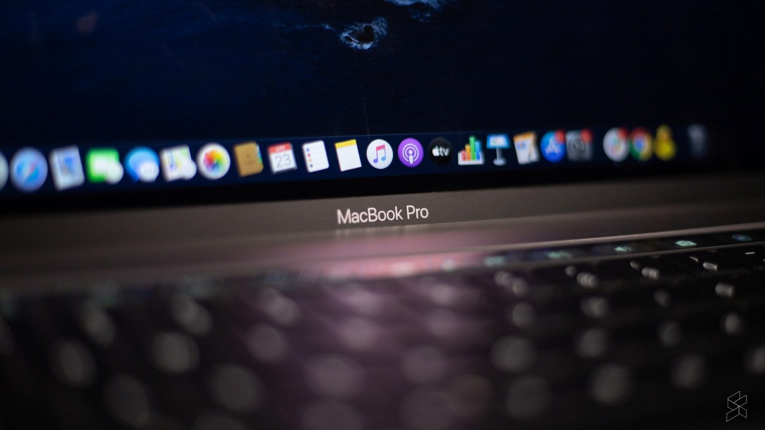 Apple do të zëvendësojë bateritë e MacBook Pro 2016 dhe 2017