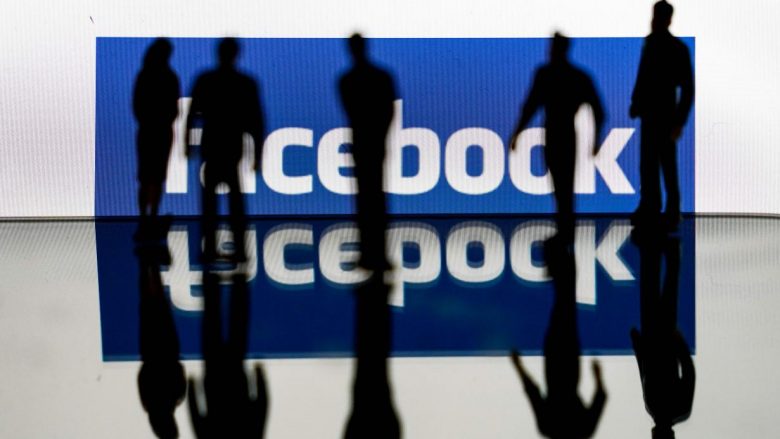 Facebook me orë inteligjente për të dhënat shëndetësore të përdoruesve të saj