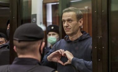 Navalny u bën thirrje mbështetësve për ta çliruar Rusinë nga “hajdutët”